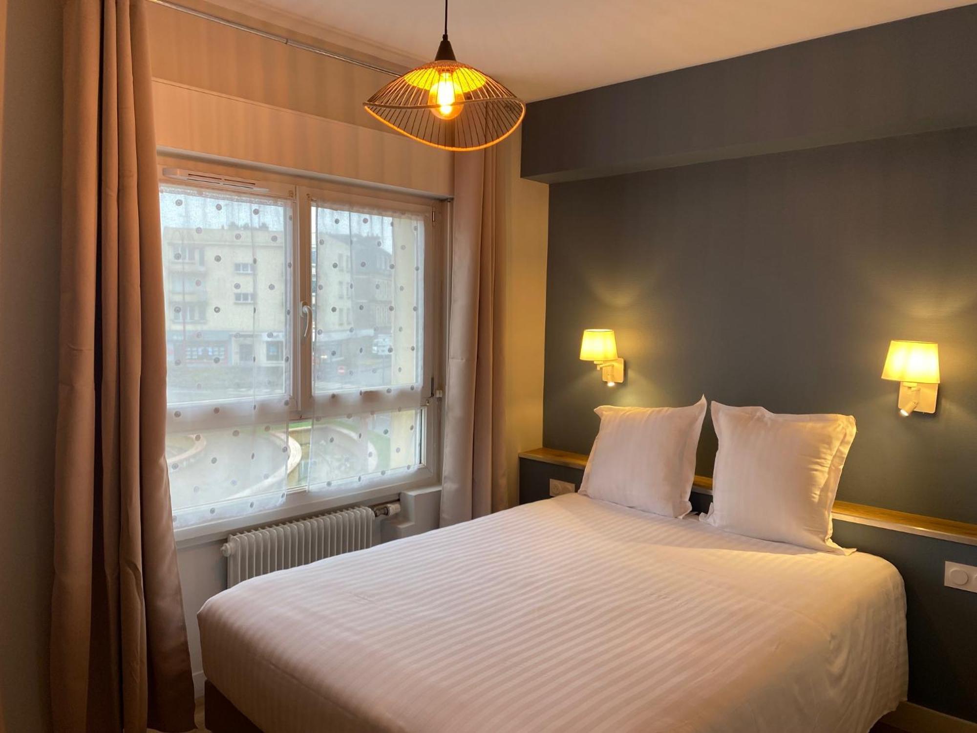 Hotel De Bretagne Fougères المظهر الخارجي الصورة