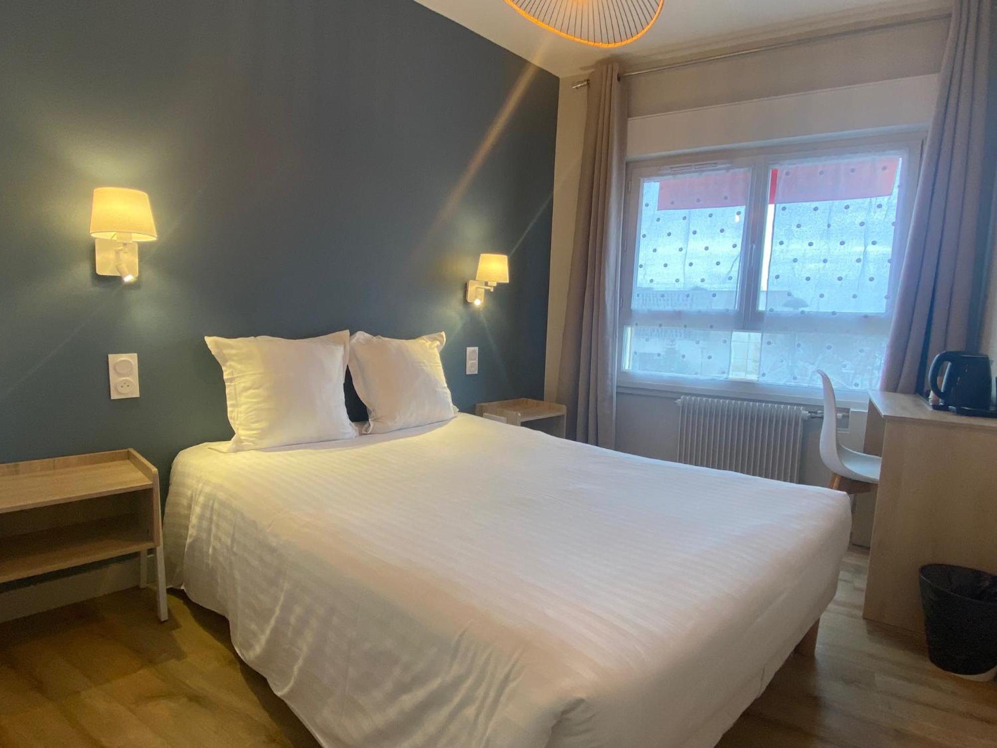 Hotel De Bretagne Fougères المظهر الخارجي الصورة